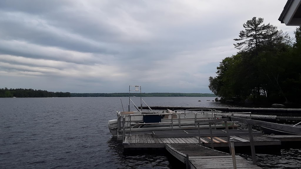 Fryes Leap General Store and Cafe | restaurant | 1 Sunset Rd, Frye Island, ME 04071, USA | 2076554256 OR +1 207-655-4256