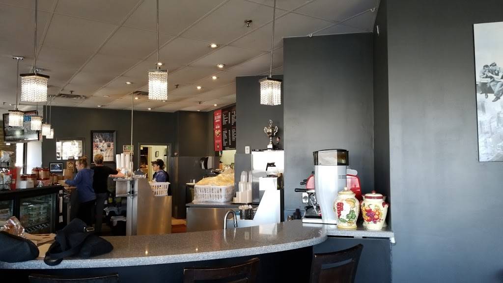 California Sandwiches | restaurant | 1603 The Queensway, Etobicoke, ON M8Z 1T8, Canada | 4162017392 OR +1 416-201-7392