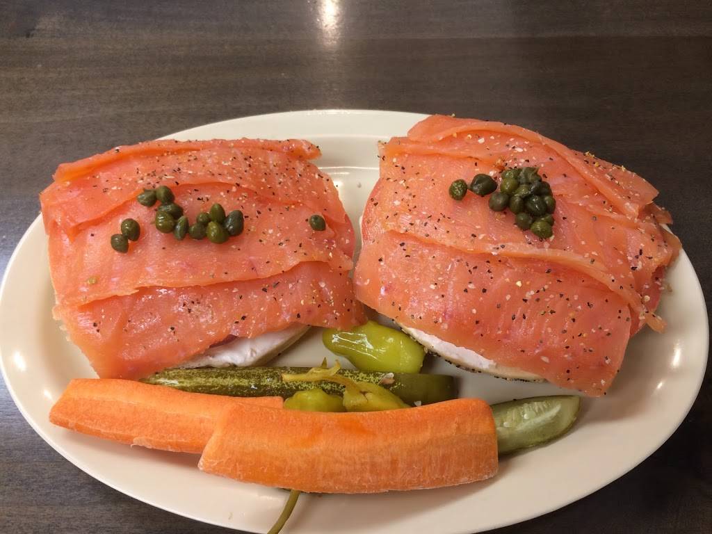 The Donuttery | cafe | 17420 Beach Blvd, Huntington Beach, CA 92647, USA | 7148477000 OR +1 714-847-7000