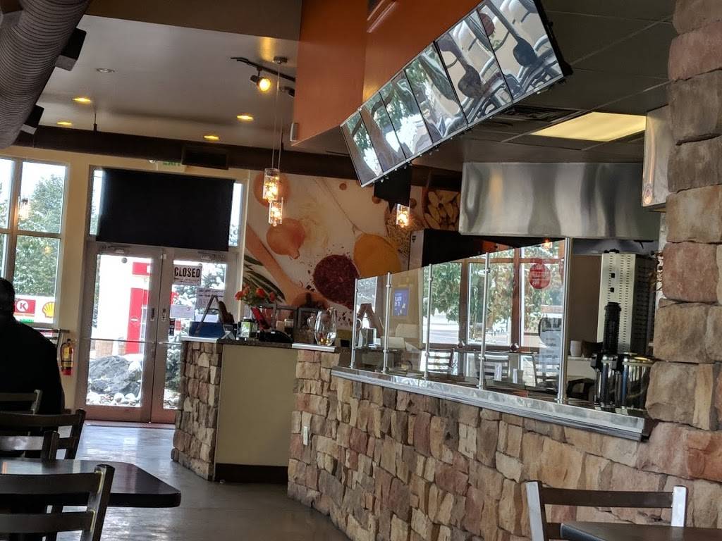 Naan Curry Grill | restaurant | 10639 E Briarwood Ave A, Centennial, CO 80112, USA | 3038841004 OR +1 303-884-1004