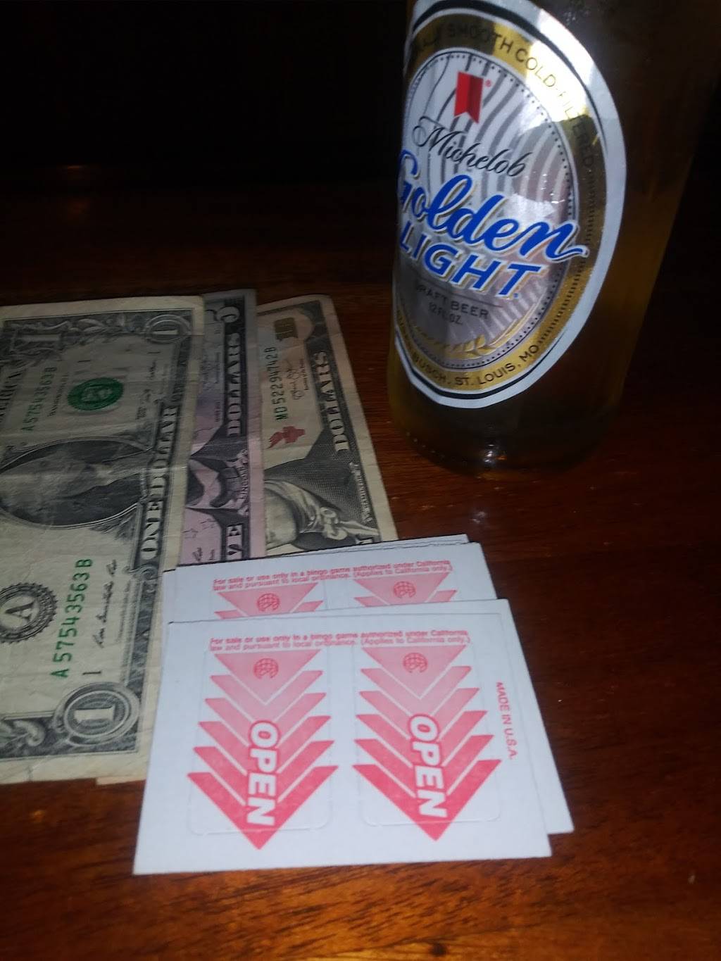 Roddys Bar & Grill | restaurant | 2541 7th Ave E, St Paul, MN 55109, USA | 6517798684 OR +1 651-779-8684