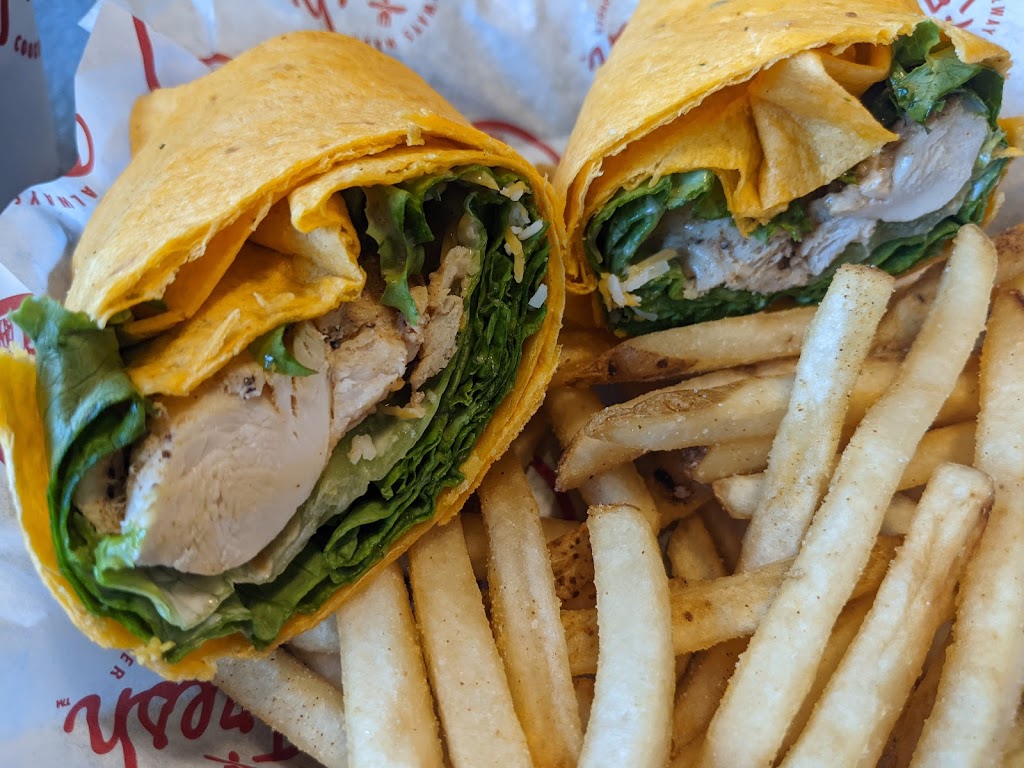 Slim Chickens | restaurant | 1517 S Minnesota Ave, Sioux Falls, SD 57105, USA | 6052715227 OR +1 605-271-5227