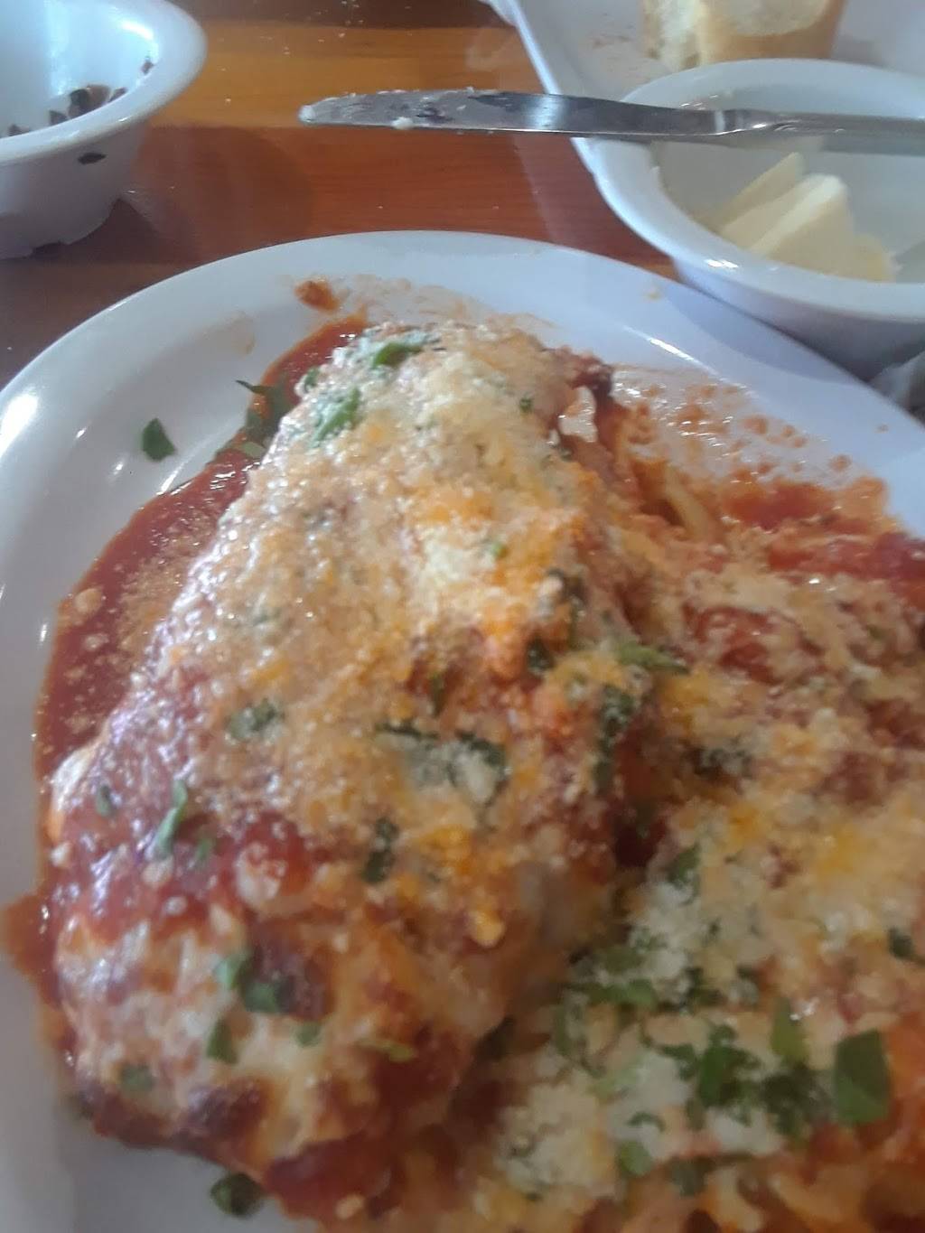 Frescos Italian Restaurant & Pizza | restaurant | 999 Cattlemen Rd, Sarasota, FL 34232, USA | 9413426500 OR +1 941-342-6500