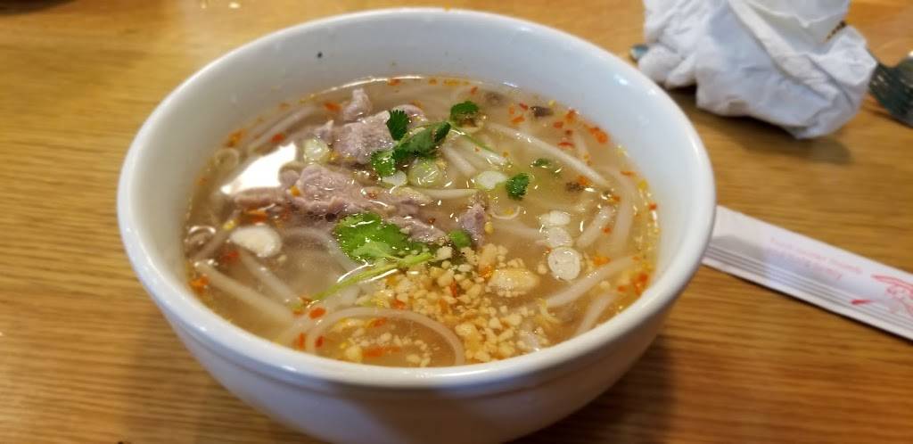 Monsoon Siam | restaurant | 2045 Atwood Ave, Madison, WI 53704, USA | 6082849282 OR +1 608-284-9282