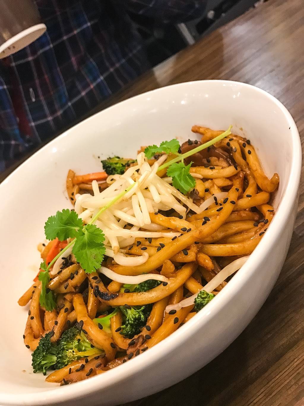 Noodles and Company | restaurant | 1640 E Monte Vista Ave, Vacaville, CA 95688, USA | 7074691400 OR +1 707-469-1400