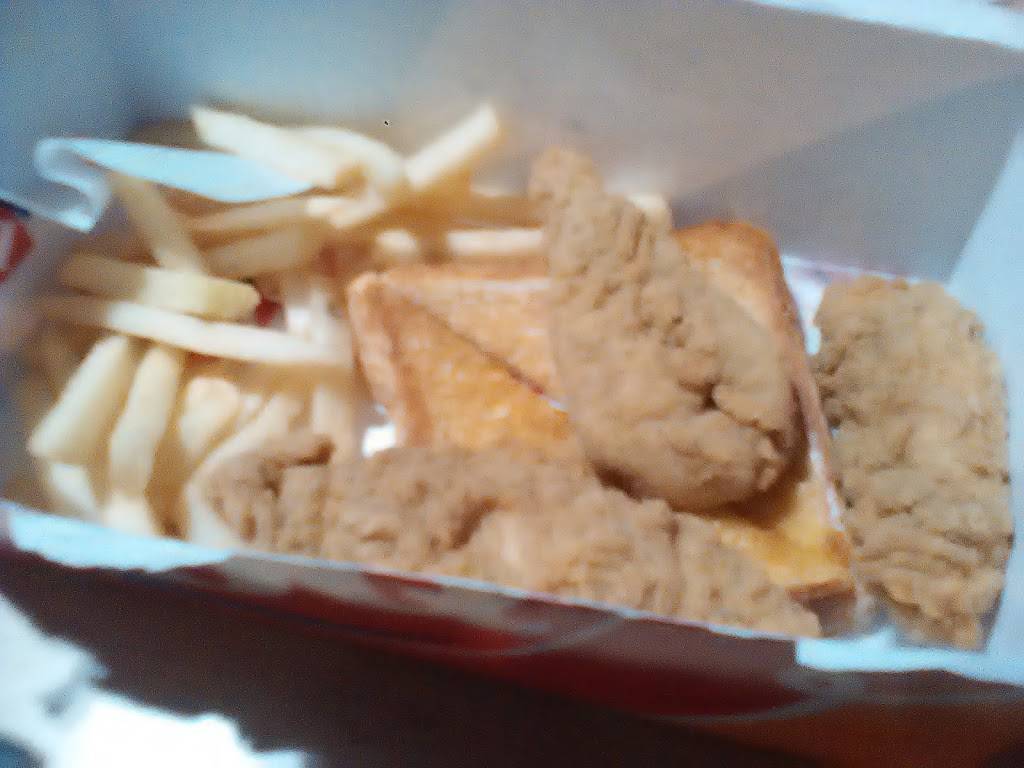 Dairy Queen Grill & Chill | restaurant | 1288 E Edwardsville Rd, Wood River, IL 62095, USA | 6182540712 OR +1 618-254-0712