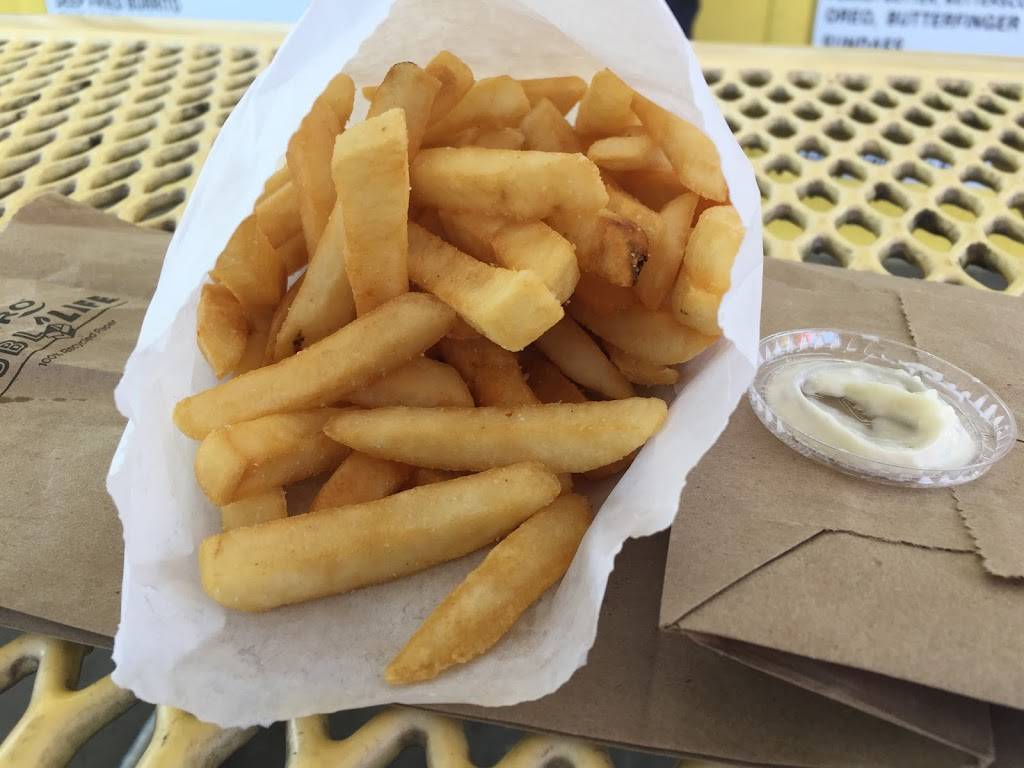 Whiteys Jolly Kone | restaurant | 1300 Jefferson Blvd, West Sacramento, CA 95691, USA | 9163713605 OR +1 916-371-3605