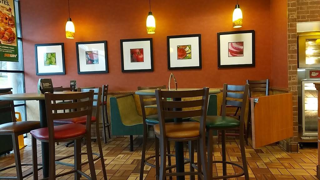 Subway Restaurants | restaurant | 15983 SW 72nd Ave Building A Oregon Business Park III, Tigard, OR 97224, USA | 5039682719 OR +1 503-968-2719