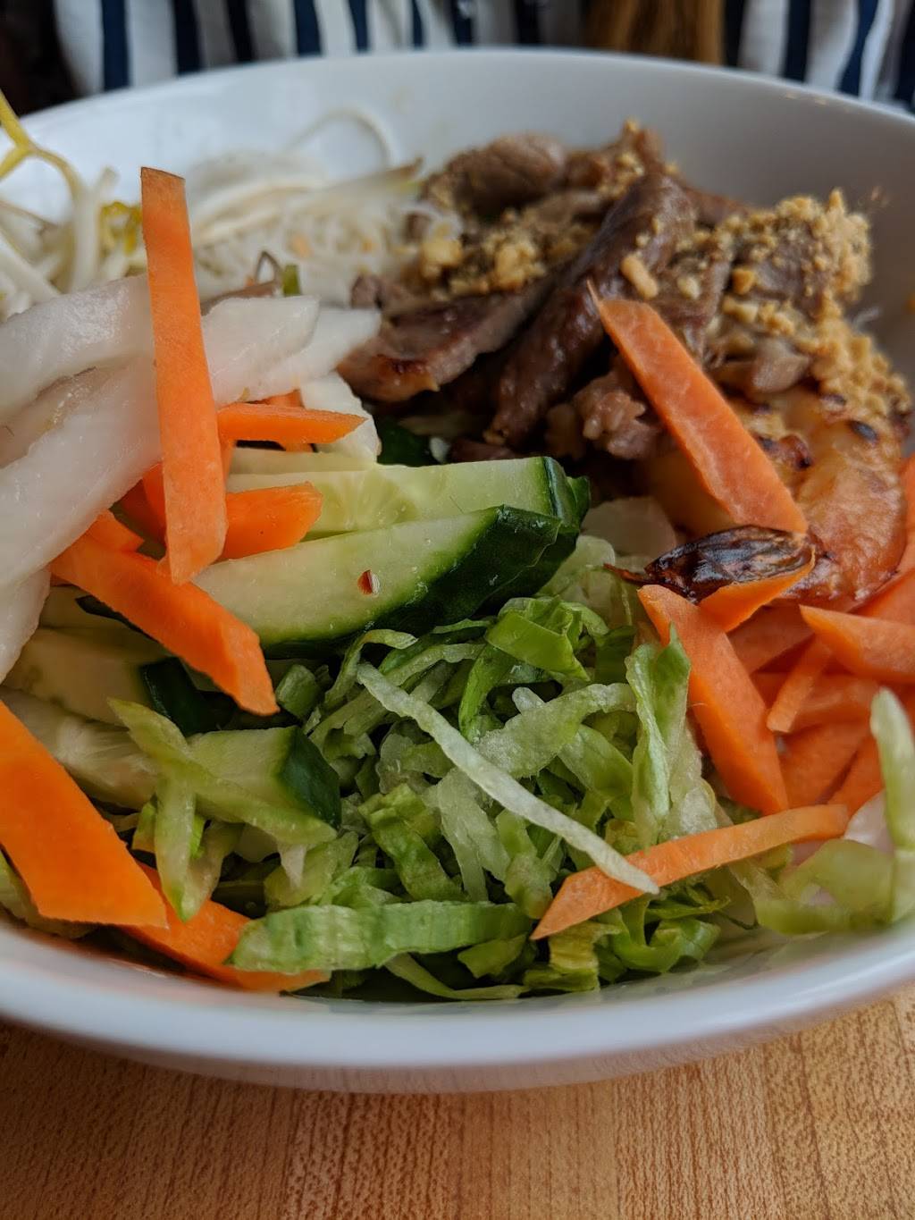 Asian Plus Noodle & Rice | restaurant | 313 Littleton Rd, Westford, MA 01886, USA | 9785776425 OR +1 978-577-6425