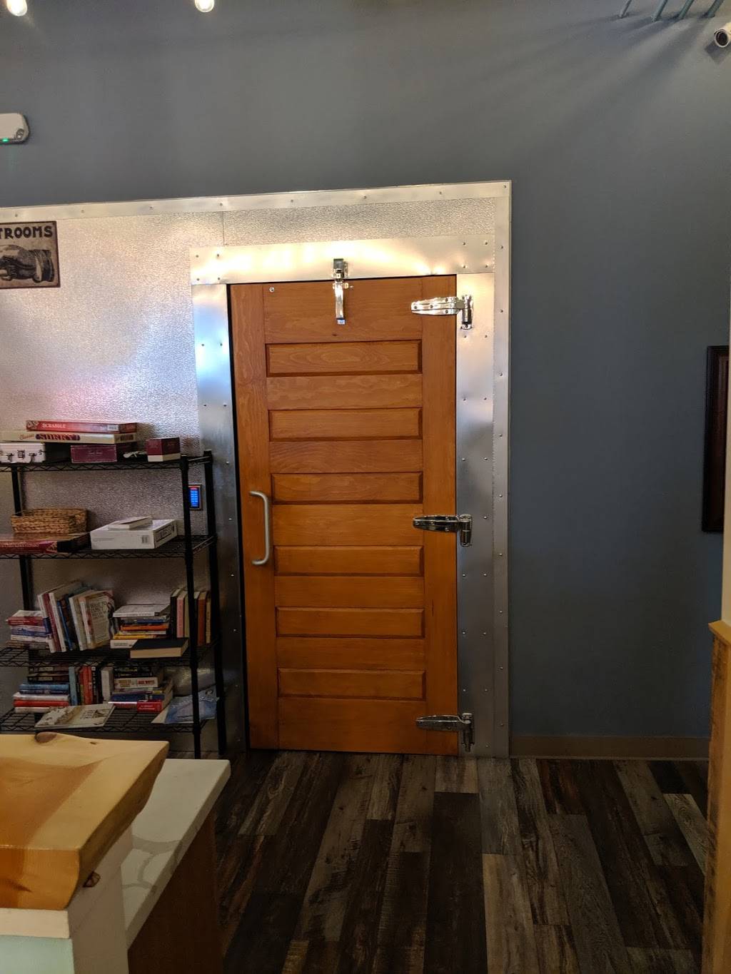 Social House | restaurant | 1001 Heavenly Village Way Suite 3, South Lake Tahoe, CA 96150, USA | 5305394746 OR +1 530-539-4746