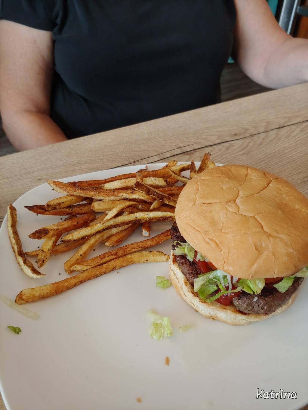 Melanies Seafood Company | restaurant | 120 E Park Ave, Lake Wales, FL 33853, USA | 8639496879 OR +1 863-949-6879