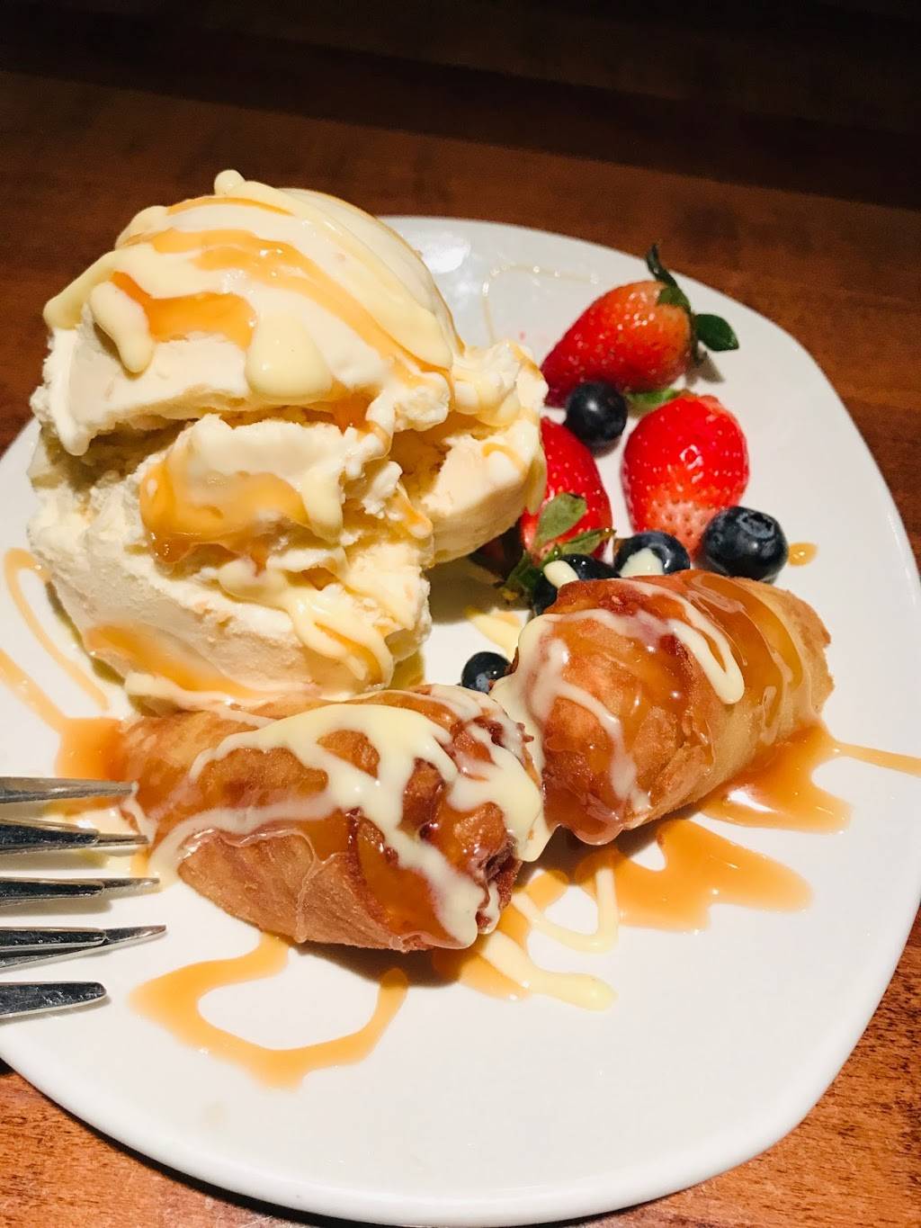 P.F. Changs | restaurant | 255 E Basse Rd Ste 1200, San Antonio, TX 78209, USA | 2105071000 OR +1 210-507-1000