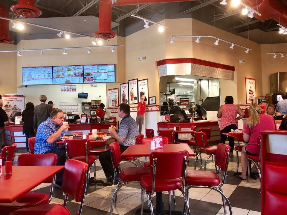 Freddys Frozen Custard & Steakburgers | restaurant | 10457 Olive Blvd, Creve Coeur, MO 63141, USA | 3148017628 OR +1 314-801-7628