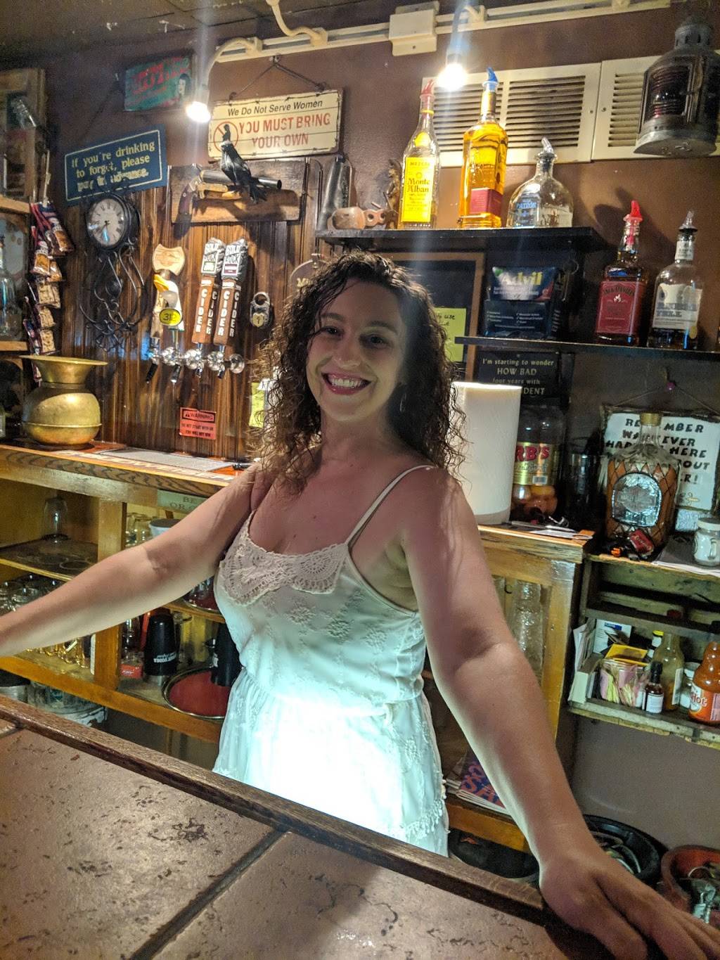 Tumbleweed Saloon | restaurant | 3585 Grafton Rd, Morgantown, WV 26508, USA | 3042910487 OR +1 304-291-0487