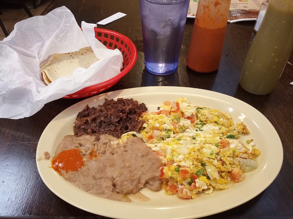 Liras Restaurant | restaurant | 1206 San Bernardo Ave, Laredo, TX 78040, USA | 9565684570 OR +1 956-568-4570