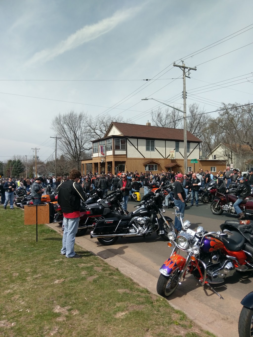 Mallalieu Inn | restaurant | 414 Wisconsin St N, Hudson, WI 54016, USA | 7153868165 OR +1 715-386-8165