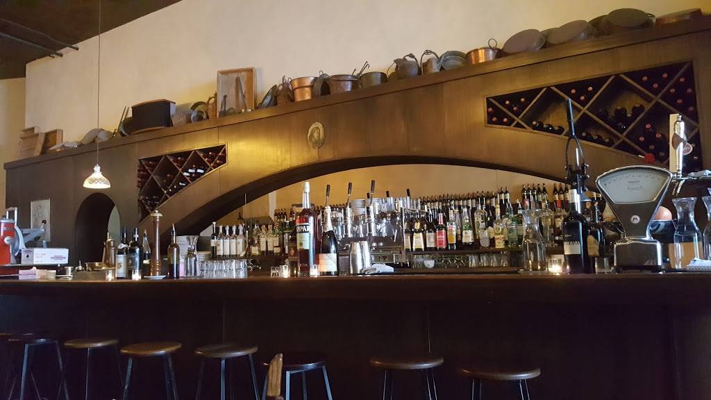 Via Tribunali | restaurant | 6009 12th Ave S, Seattle, WA 98108, USA | 2064642880 OR +1 206-464-2880