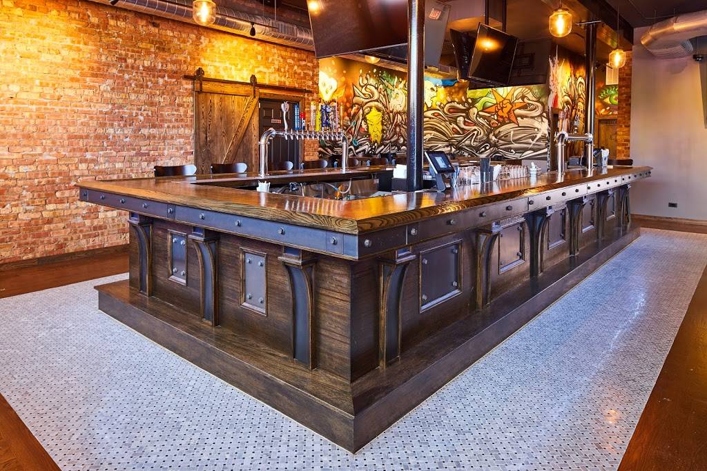 Fischman Public House | restaurant | 4058 N Milwaukee Ave, Chicago, IL 60641, USA | 7738676300 OR +1 773-867-6300