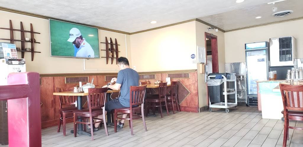 Young Dong Restaurant | restaurant | 6086 Beach Blvd, Buena Park, CA 90621, USA | 7146707650 OR +1 714-670-7650