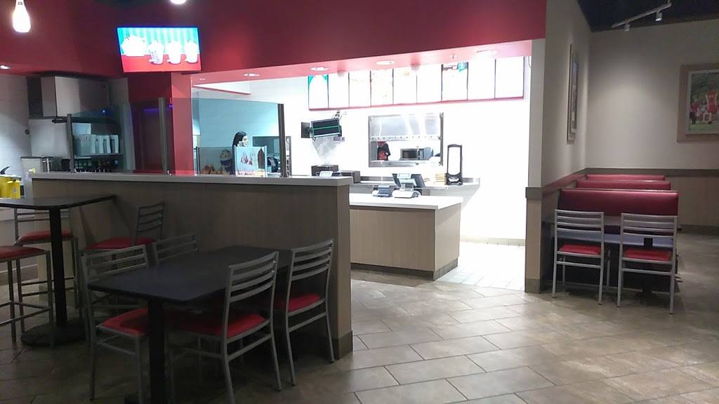 Wienerschnitzel | restaurant | 2675 Countryside Dr, Turlock, CA 95380, USA | 2096694749 OR +1 209-669-4749