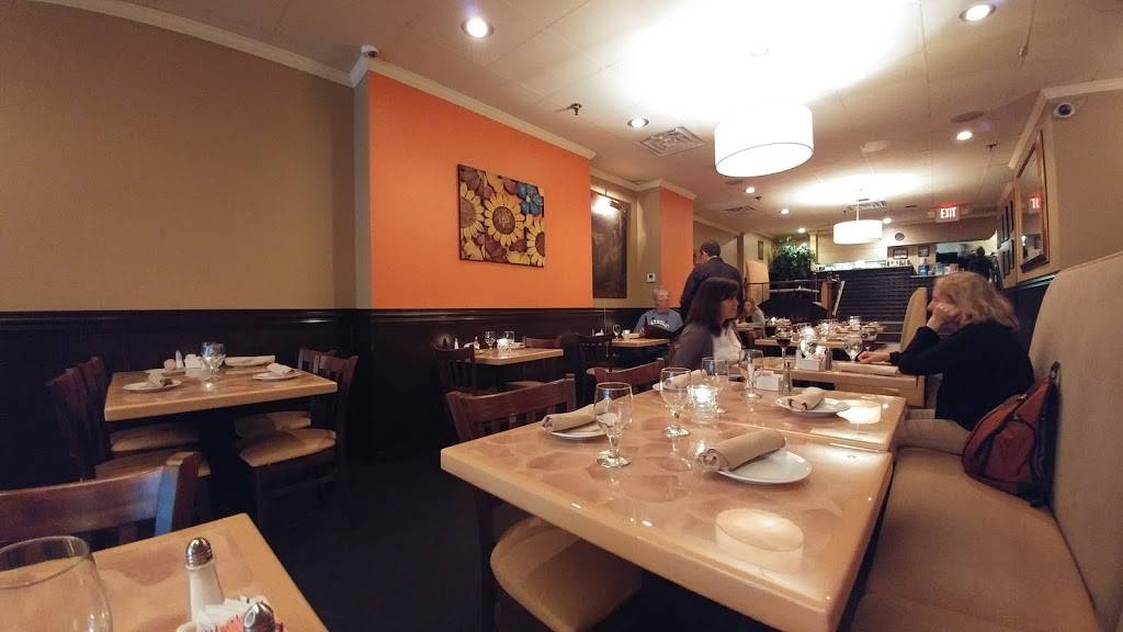 Pita House | restaurant | 719 King St, Alexandria, VA 22314, USA | 7036849194 OR +1 703-684-9194