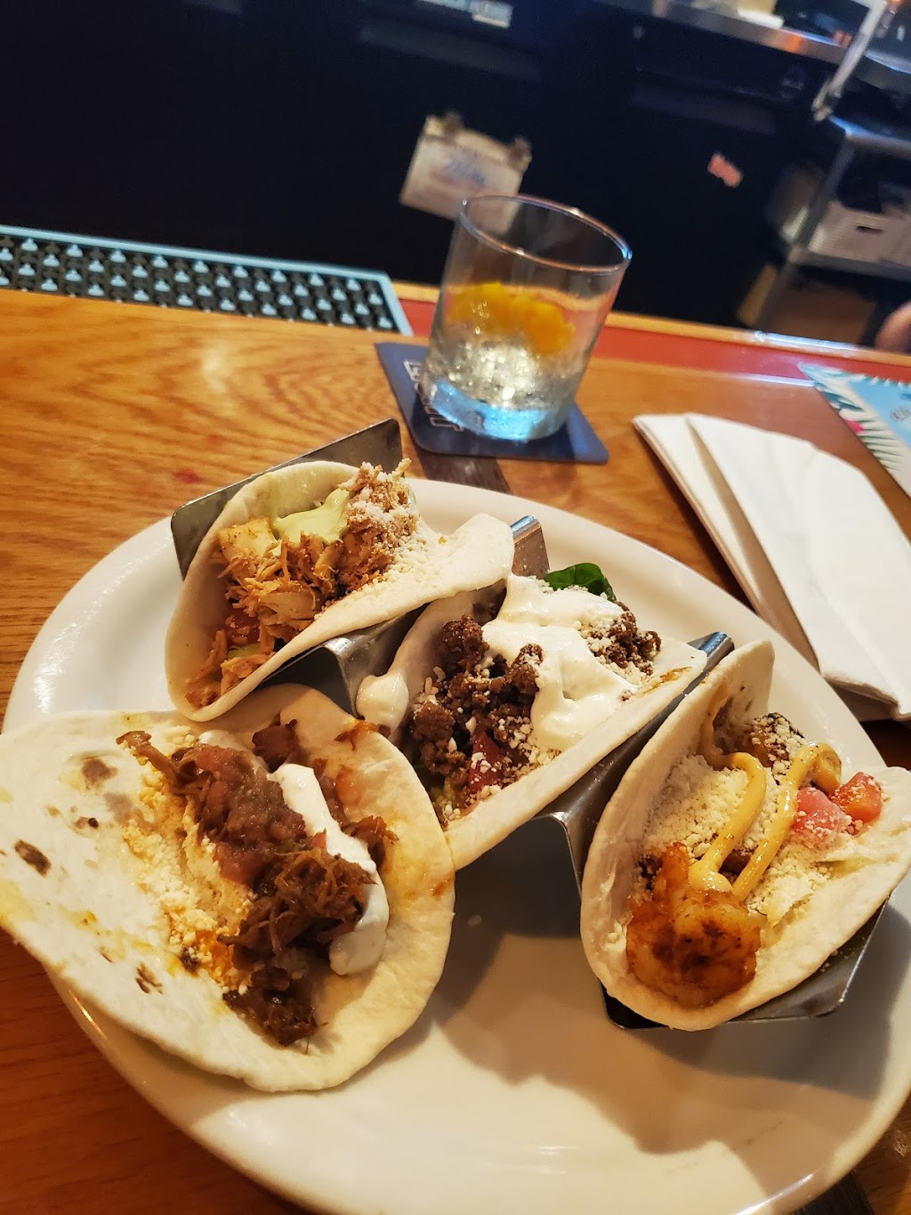 The Beach House Kitchen and Cocktails | restaurant | 1154 W Beach Blvd #6200, Gulf Shores, AL 36542, USA | 2519482431 OR +1 251-948-2431