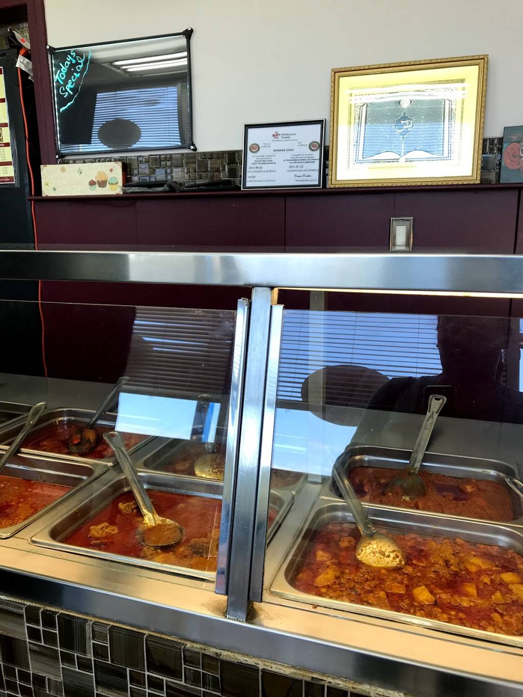 Kashmir Curry & Biryani House | restaurant | 1530 Albion Rd, Etobicoke, ON M9V 1B4, Canada | 4167459222 OR +1 416-745-9222