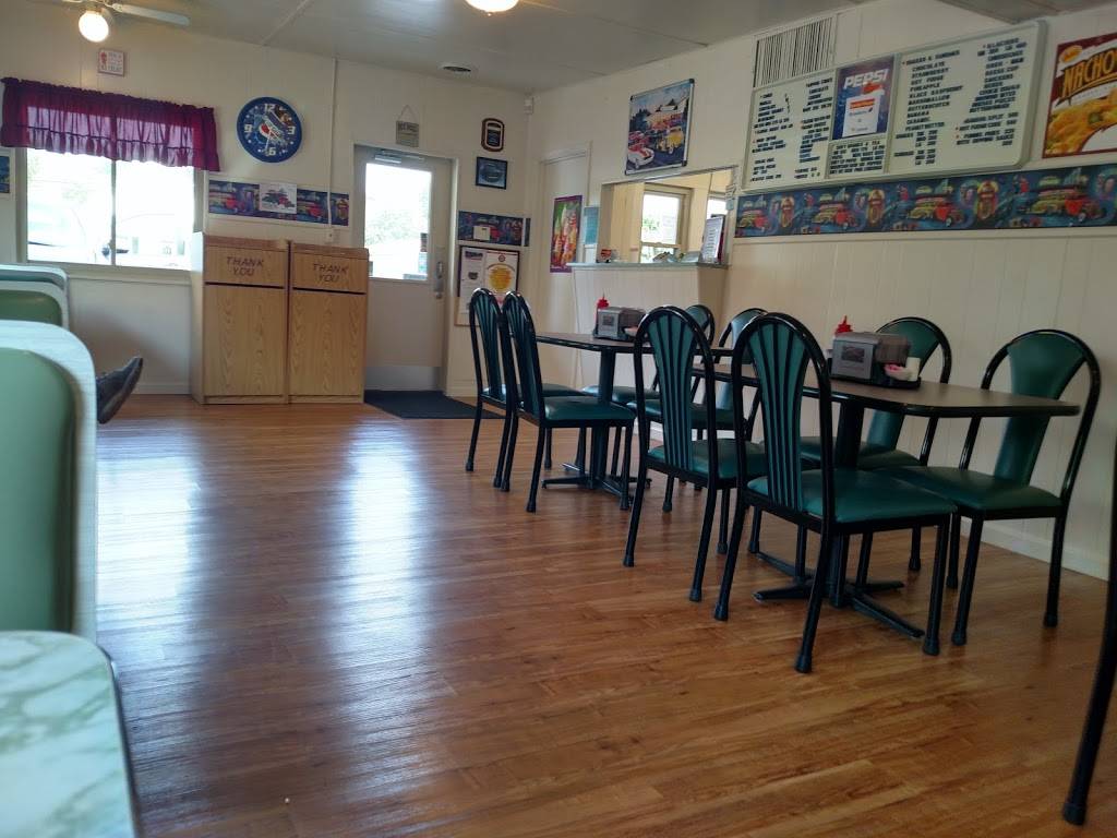 B & G Dairy Bar | restaurant | 510 S Meridian St, Sunman, IN 47041, USA | 8126233728 OR +1 812-623-3728