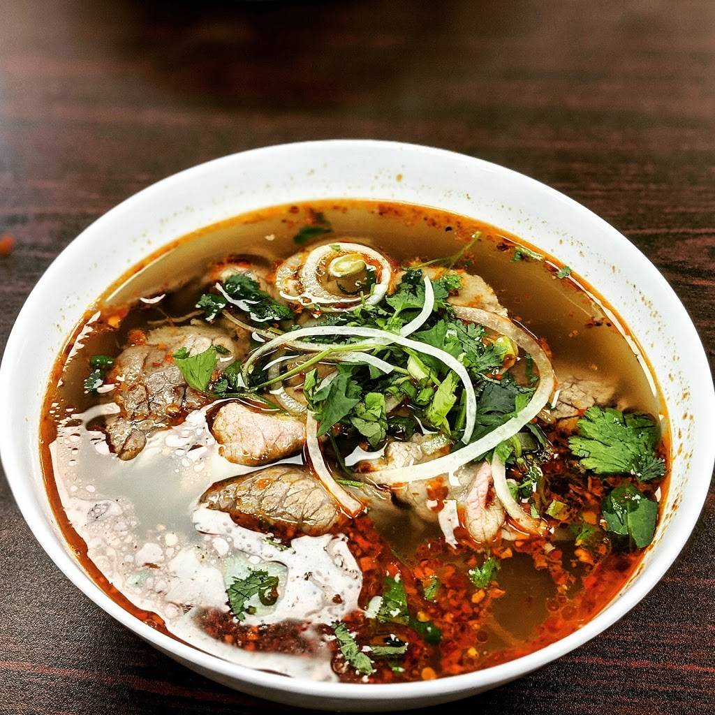 Pho Pasteur | restaurant | 694 Snelling Ave N, St Paul, MN 55104, USA | 6517568562 OR +1 651-756-8562