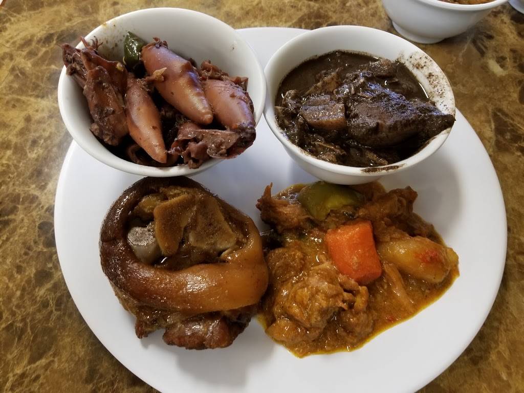 Kusina Ni Lorraine | restaurant | 3507 S Maryland Pkwy #1, Las Vegas, NV 89169, USA | 7023692613 OR +1 702-369-2613