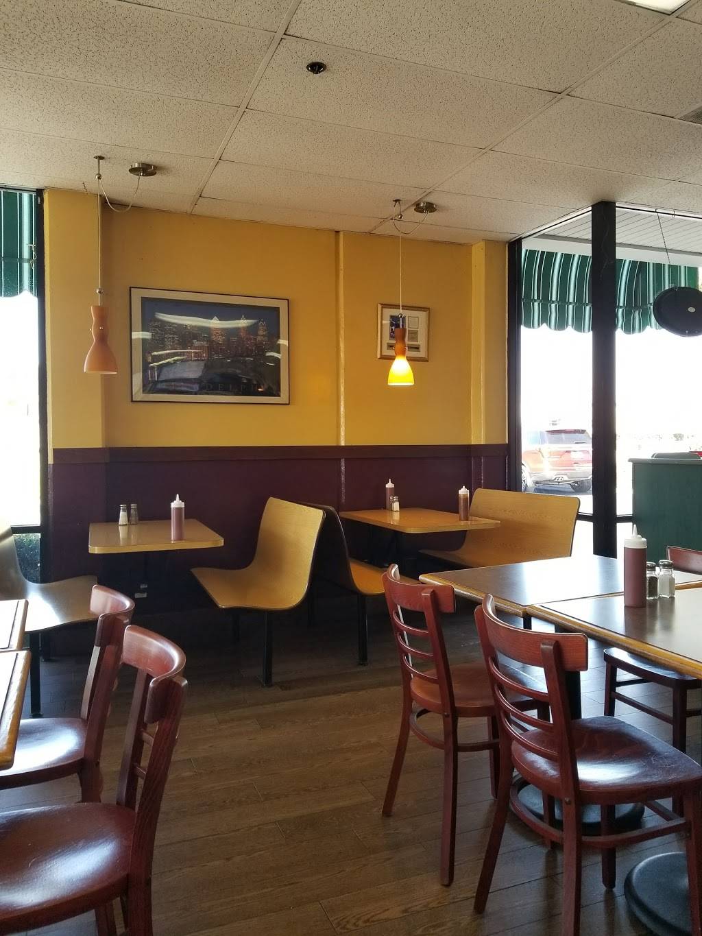 Phillys Sandwich & Grill | meal takeaway | 1701 S Grove Ave # B, Ontario, CA 91761, USA | 9099475755 OR +1 909-947-5755