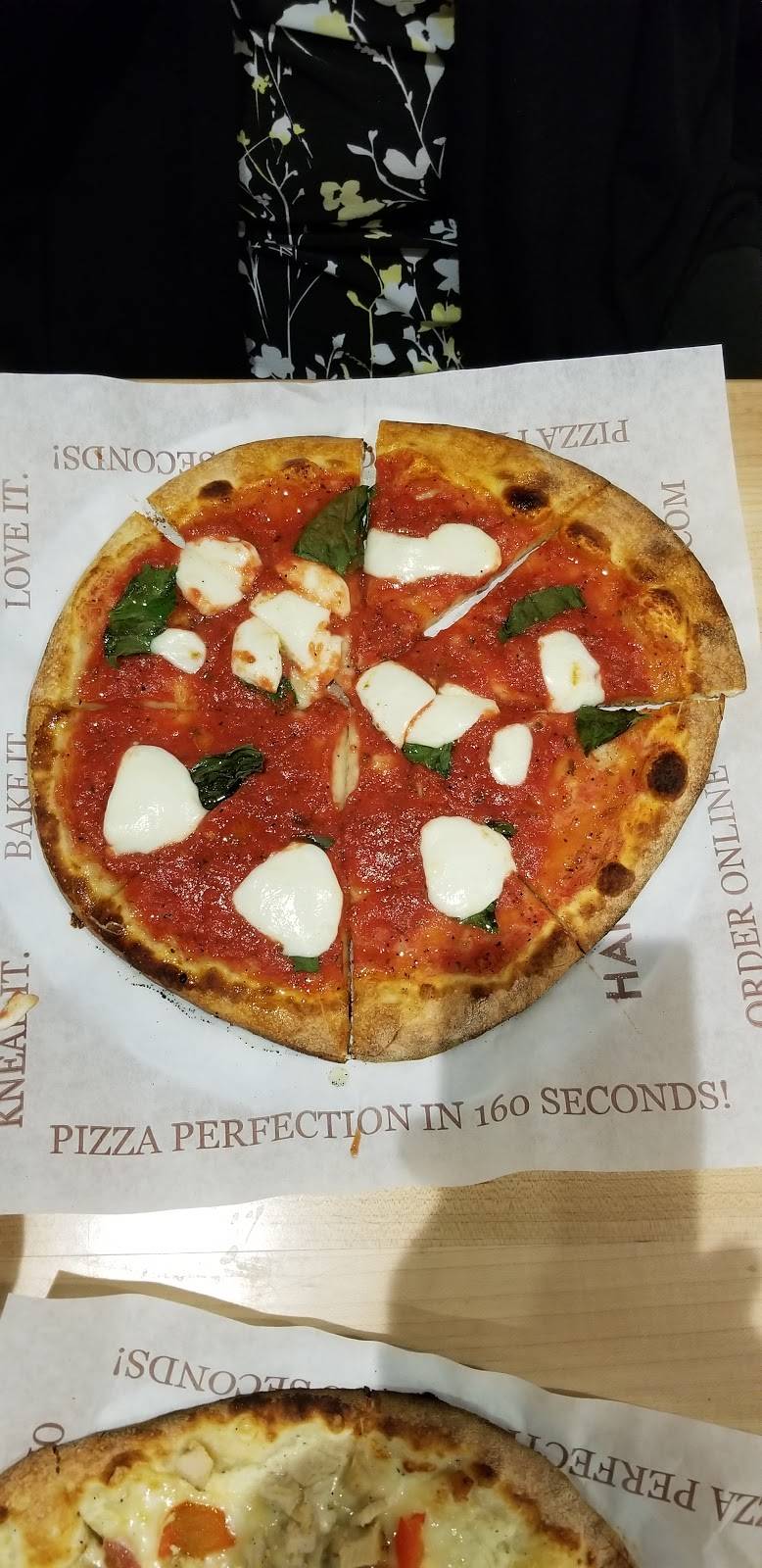 Rise Pies | restaurant | 350 84th St. SW`, Byron Center, MI 49315, USA | 6165838949 OR +1 616-583-8949