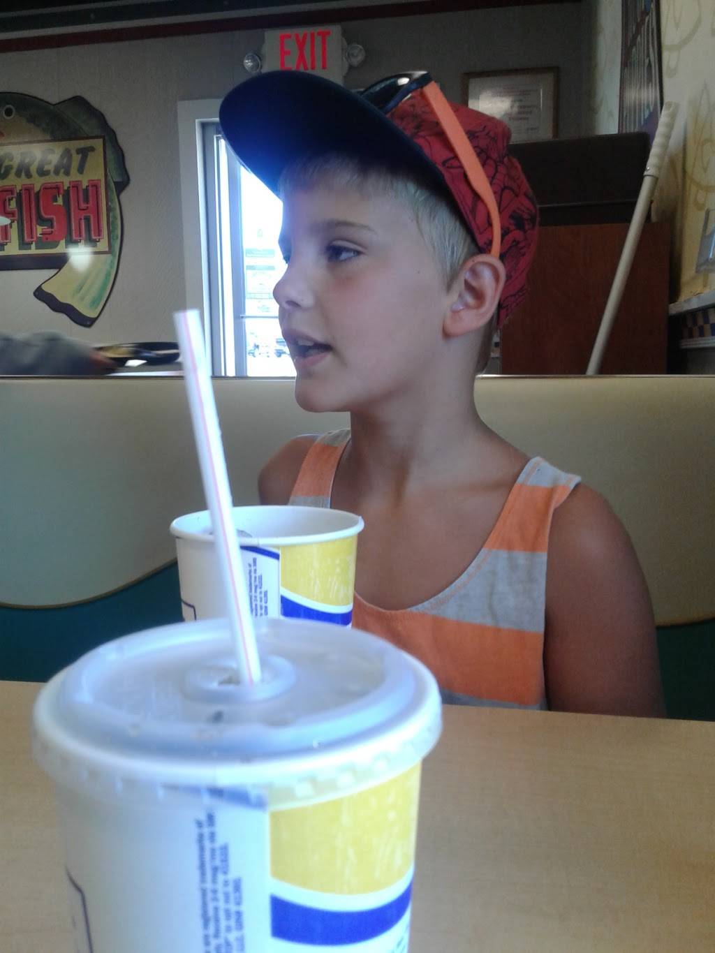 Long John Silvers | restaurant | 1703 W Morton Ave, Jacksonville, IL 62650, USA | 2172432532 OR +1 217-243-2532