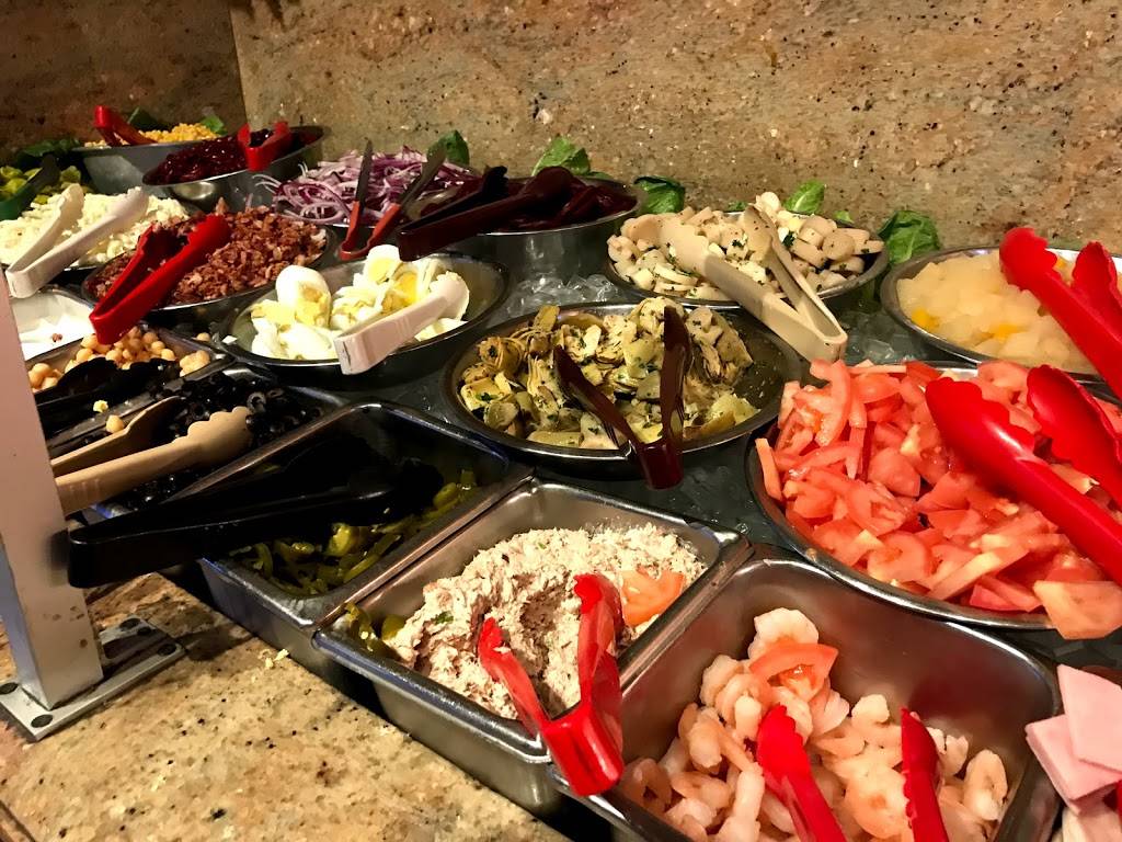 Carusos Italian Kitchen | restaurant | 13737 Foothill Blvd, Sylmar, CA 91342, USA | 8183617500 OR +1 818-361-7500