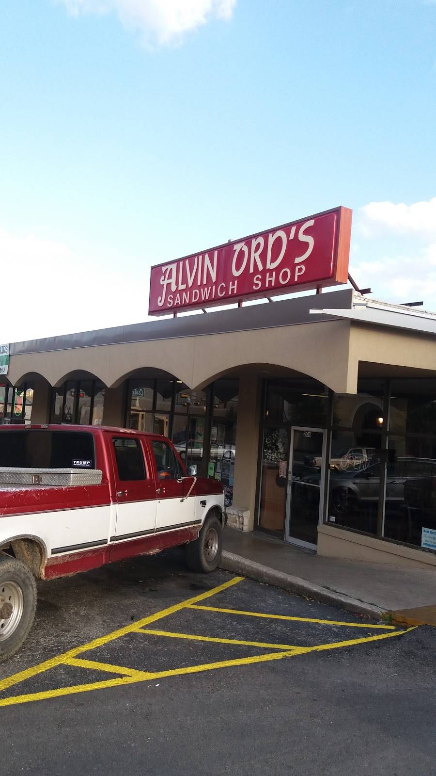 Alvin Ords | restaurant | 204 University Dr, San Marcos, TX 78666, USA | 5123538042 OR +1 512-353-8042