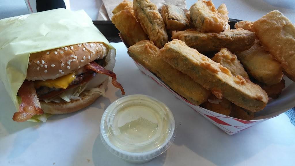 Varsity Burgers | restaurant | 600 W Lincoln Ave, Anaheim, CA 92805, USA | 7149562772 OR +1 714-956-2772