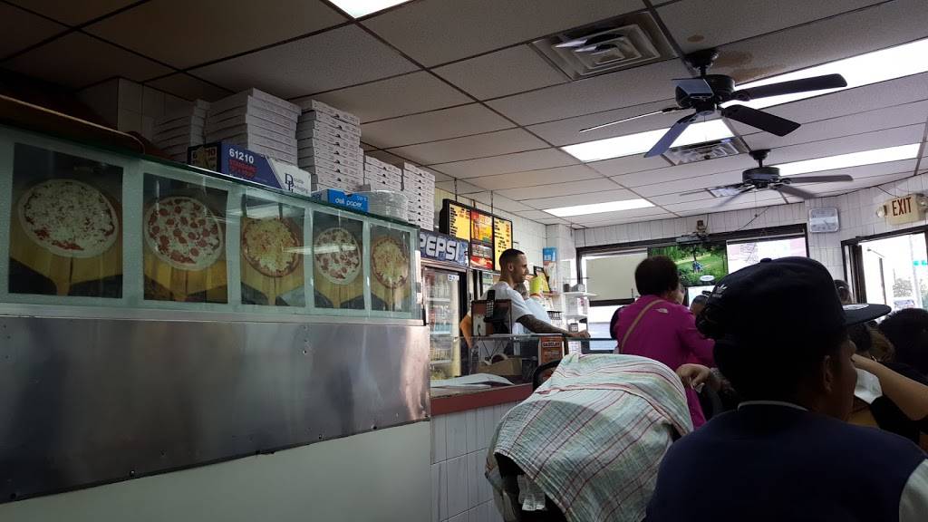 Dominicks Pizza | meal delivery | 4901 8th Ave, Brooklyn, NY 11220, USA | 7184381700 OR +1 718-438-1700