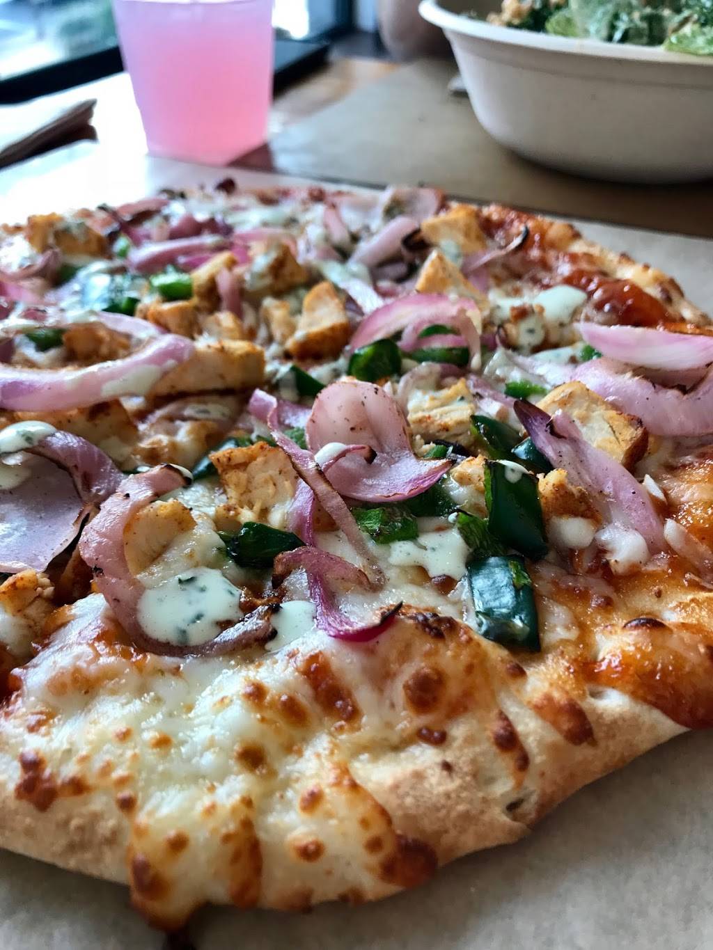 Snap Custom Pizza | restaurant | 6 E 1st Ave, Conshohocken, PA 19428, USA | 6102346162 OR +1 610-234-6162