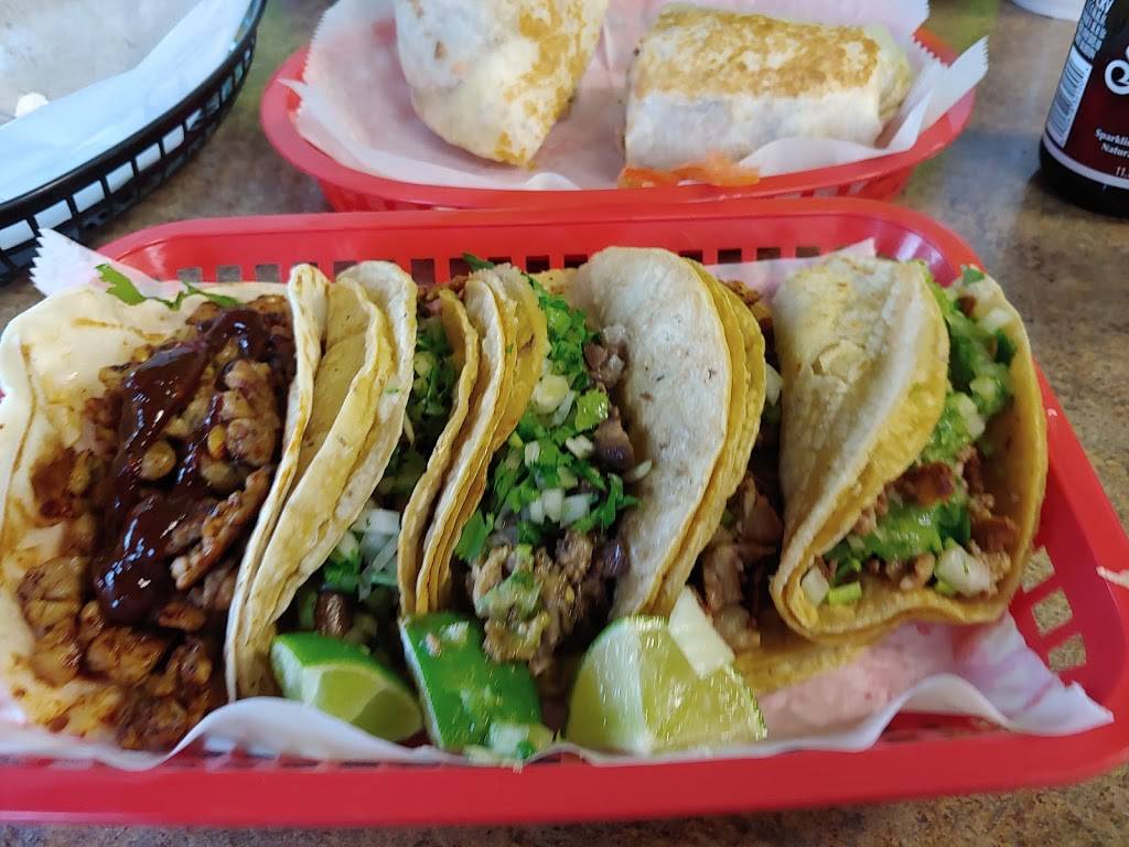 Tacos Puebla | restaurant | 511 N Addison Rd, Addison, IL 60101, USA | 6304332380 OR +1 630-433-2380