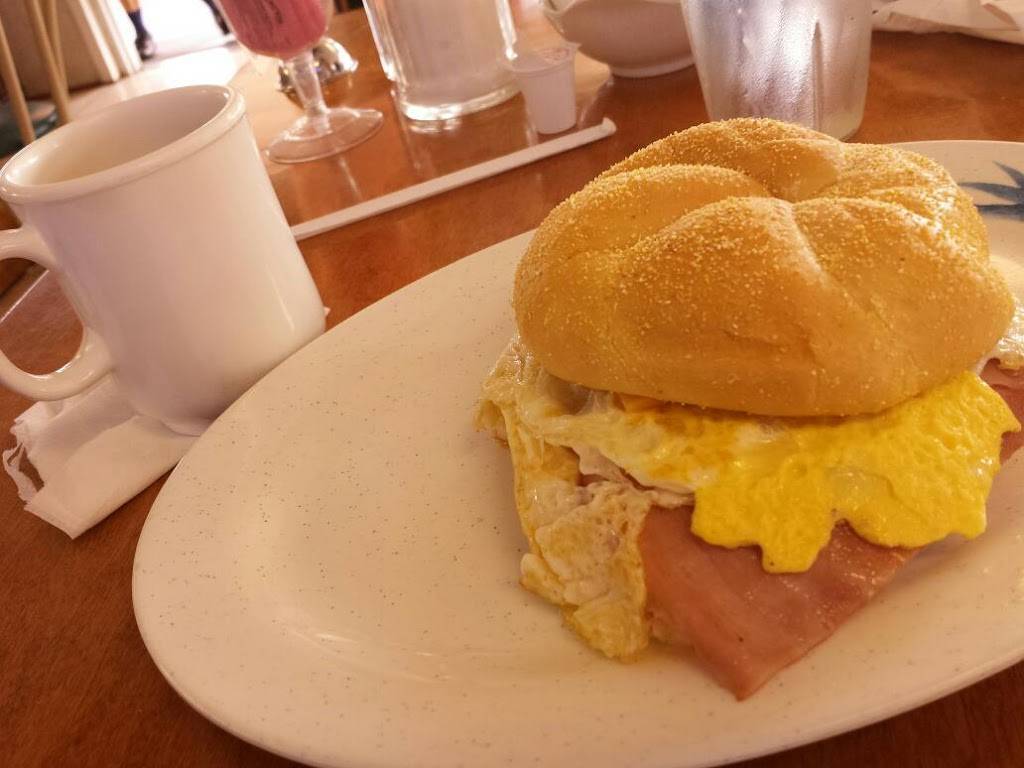Georges Breakfast Station | restaurant | 600 S Pinellas Ave, Tarpon Springs, FL 34689, USA | 7274858155 OR +1 727-485-8155