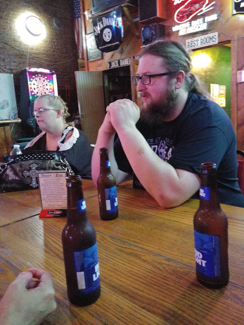 Don & Pennys Restaurant | restaurant | 306 State St, Alton, IL 62002, USA | 6184659823 OR +1 618-465-9823