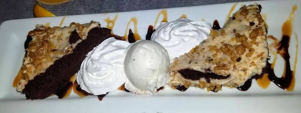 The Black Marlin Bayside Grill | restaurant | 86 Helmsman Way, Hilton Head Island, SC 29928, USA | 8437854950 OR +1 843-785-4950