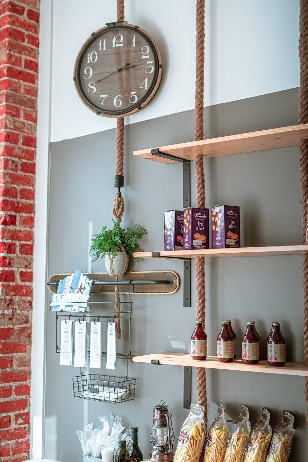 SAOR Italian Food | meal takeaway | 25 Pier Ave, Hermosa Beach, CA 90254, USA | 3105040464 OR +1 310-504-0464