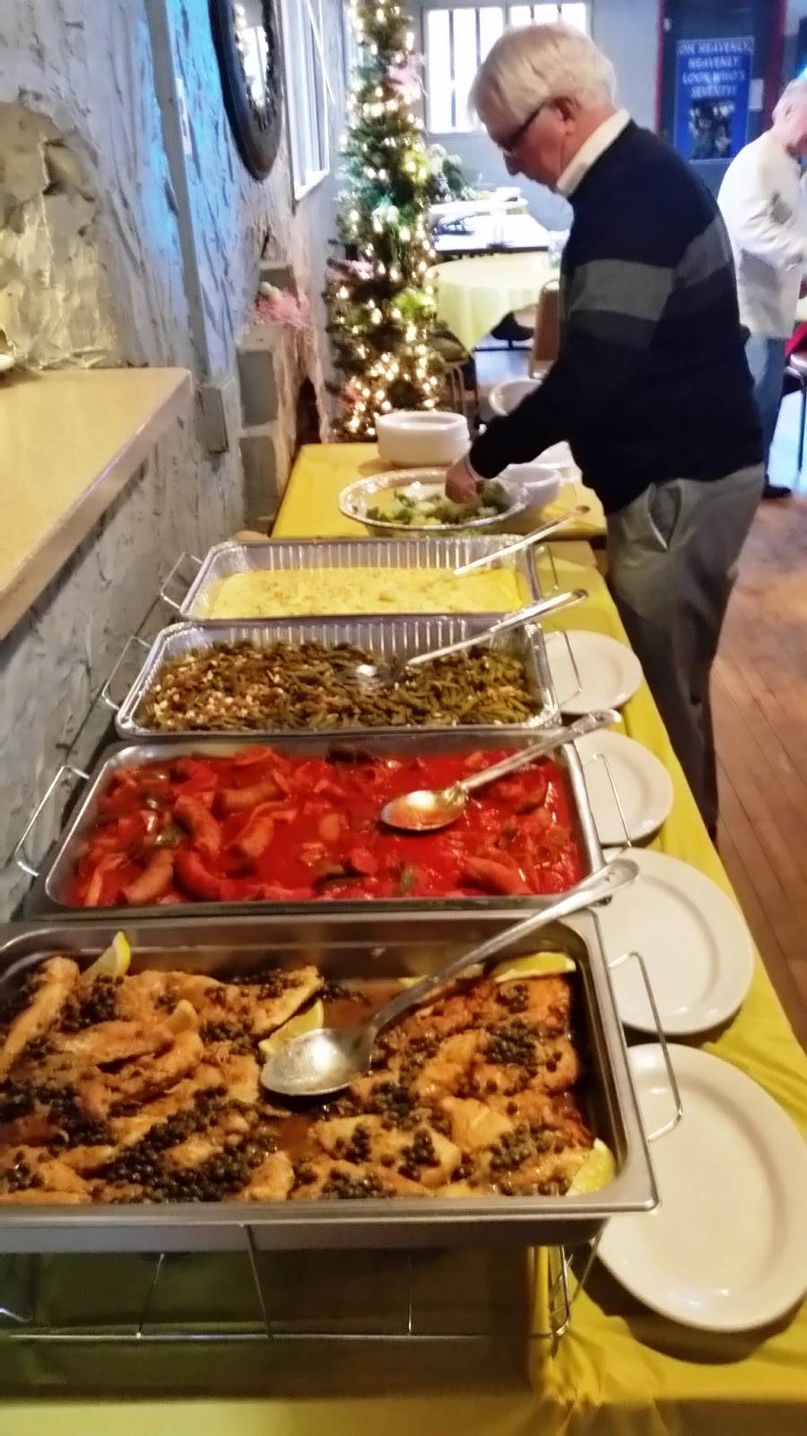 Two Goldens Tavern | restaurant | 9200 Forty Corners Rd NW, Massillon, OH 44647, USA | 3308335205 OR +1 330-833-5205