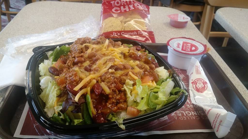 Wendys | restaurant | 380 Richland Ave, Athens, OH 45701, USA | 7405922545 OR +1 740-592-2545