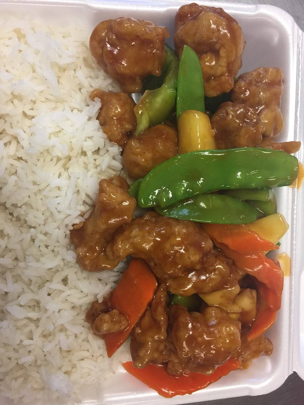 Kiki‘s Kitchen | restaurant | 35 Airport Rd, Fitchburg, MA 01420, USA | 9783435788 OR +1 978-343-5788