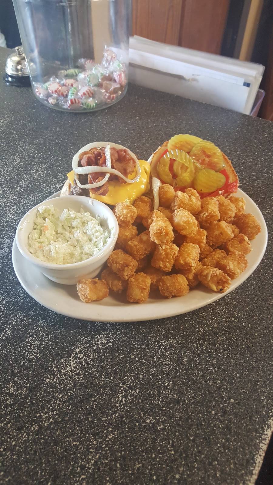 Midway Diner | restaurant | 3340 US-231, Shelbyville, TN 37160, USA | 9314372330 OR +1 931-437-2330