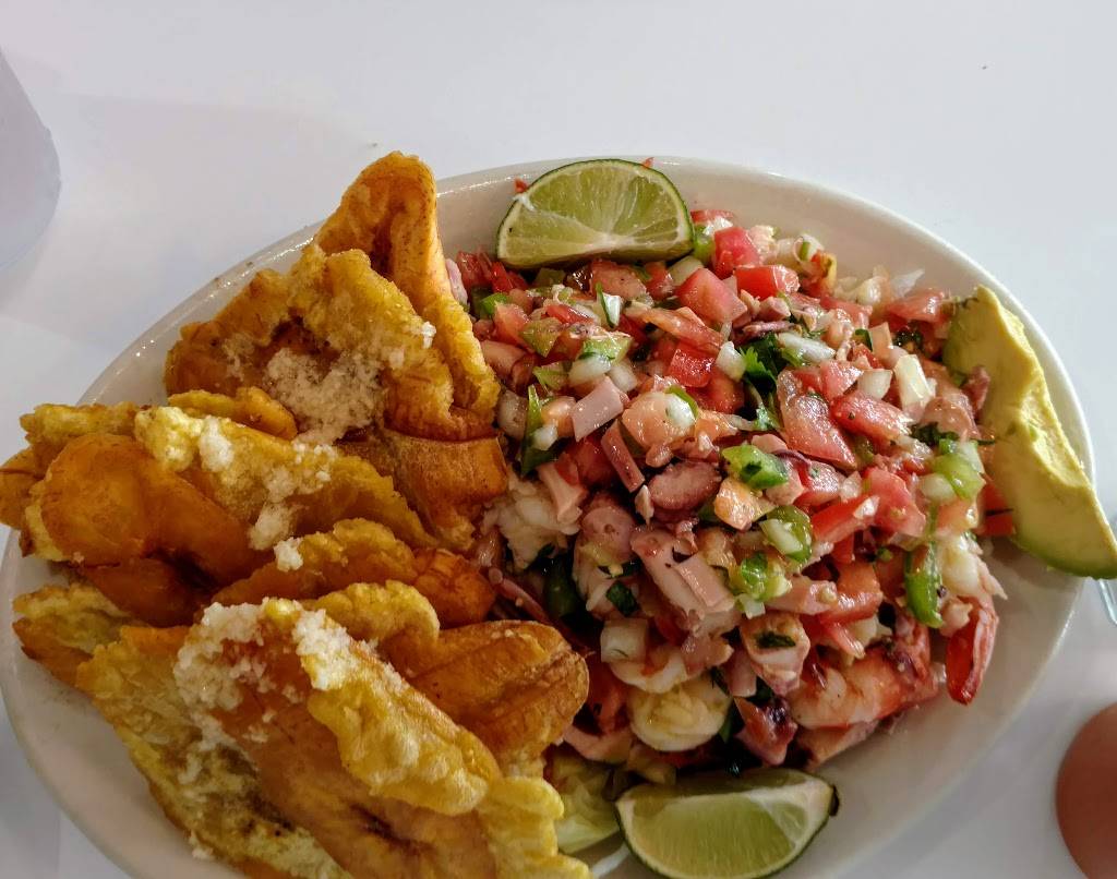 Jibaritos y Mas | restaurant | 3400 W Fullerton Ave, Chicago, IL 60647, USA | 7737998601 OR +1 773-799-8601