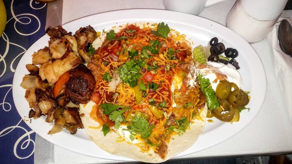 Pelican Restaurant | restaurant | 610 Lake Ave, Lake Worth, FL 33460, USA | 5615824992 OR +1 561-582-4992