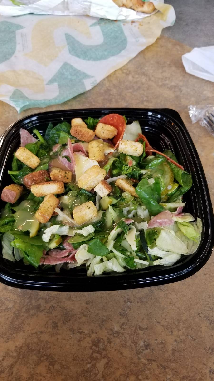 Subway | restaurant | 808 44th St SW, Wyoming, MI 49509, USA | 6165301390 OR +1 616-530-1390